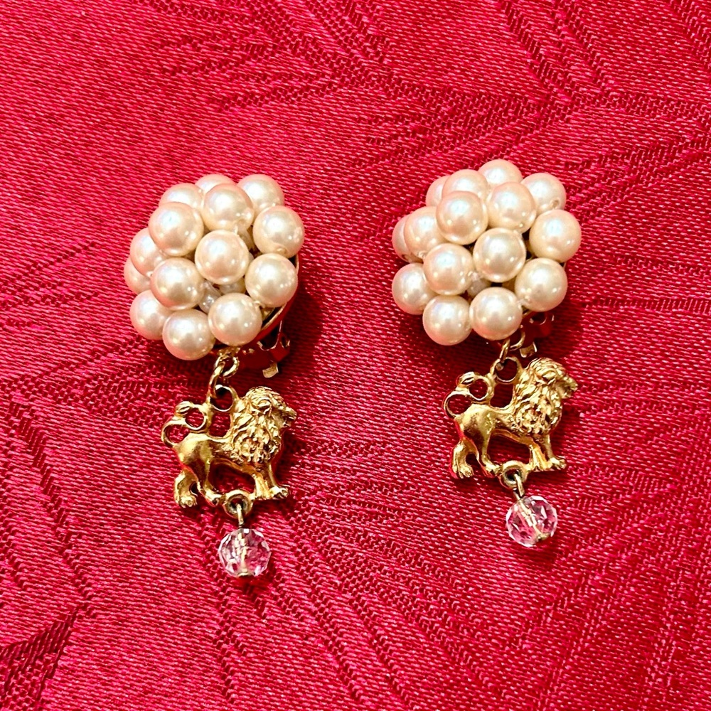 Vintage Drop Style Clip Earrings, Faux “Pearl” Bead Clusters, Gold-tone Lions